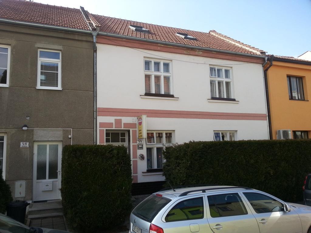 Pension U Dolezalu Brünn Exterior foto